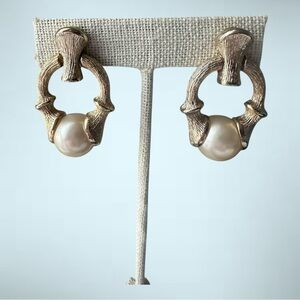 Vintage Sarah Coventry Goldtone Faux Bamboo Pearl Clip Earrings